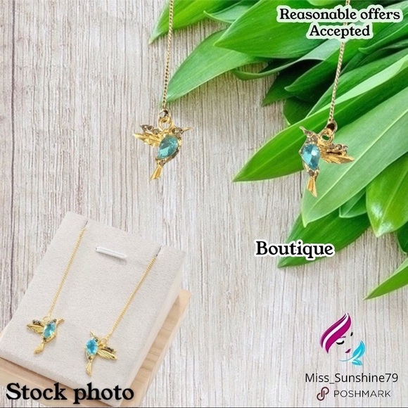 Jesse’s Boutique Jewelry - Boutique - Hummingbird sparkle dangle Earring gem blue body gold tone
